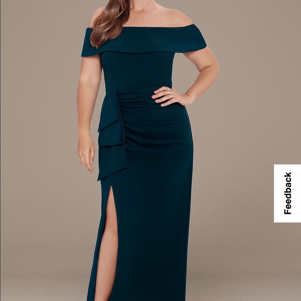 Never Worn David’s Bridal Bridesmaid Dress! Plus Size! In color Pine!